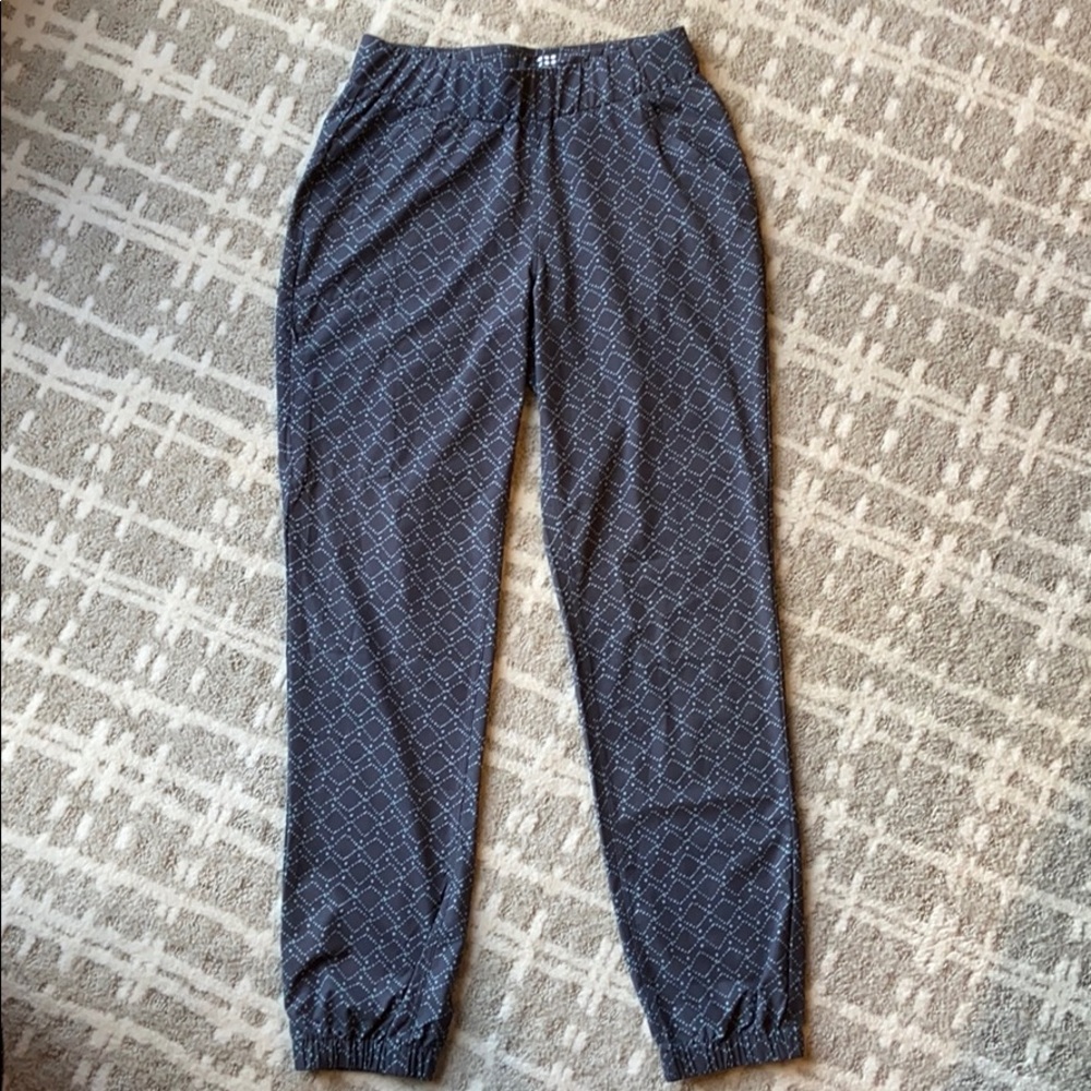 Women’s Title Nine Joggers. Size XS.
